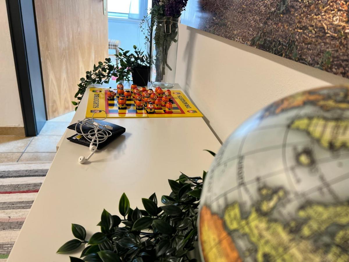 Mitten Im Zentrum Ferienwohnungen Mit Sonniger Terrasse Telfs Exteriör bild