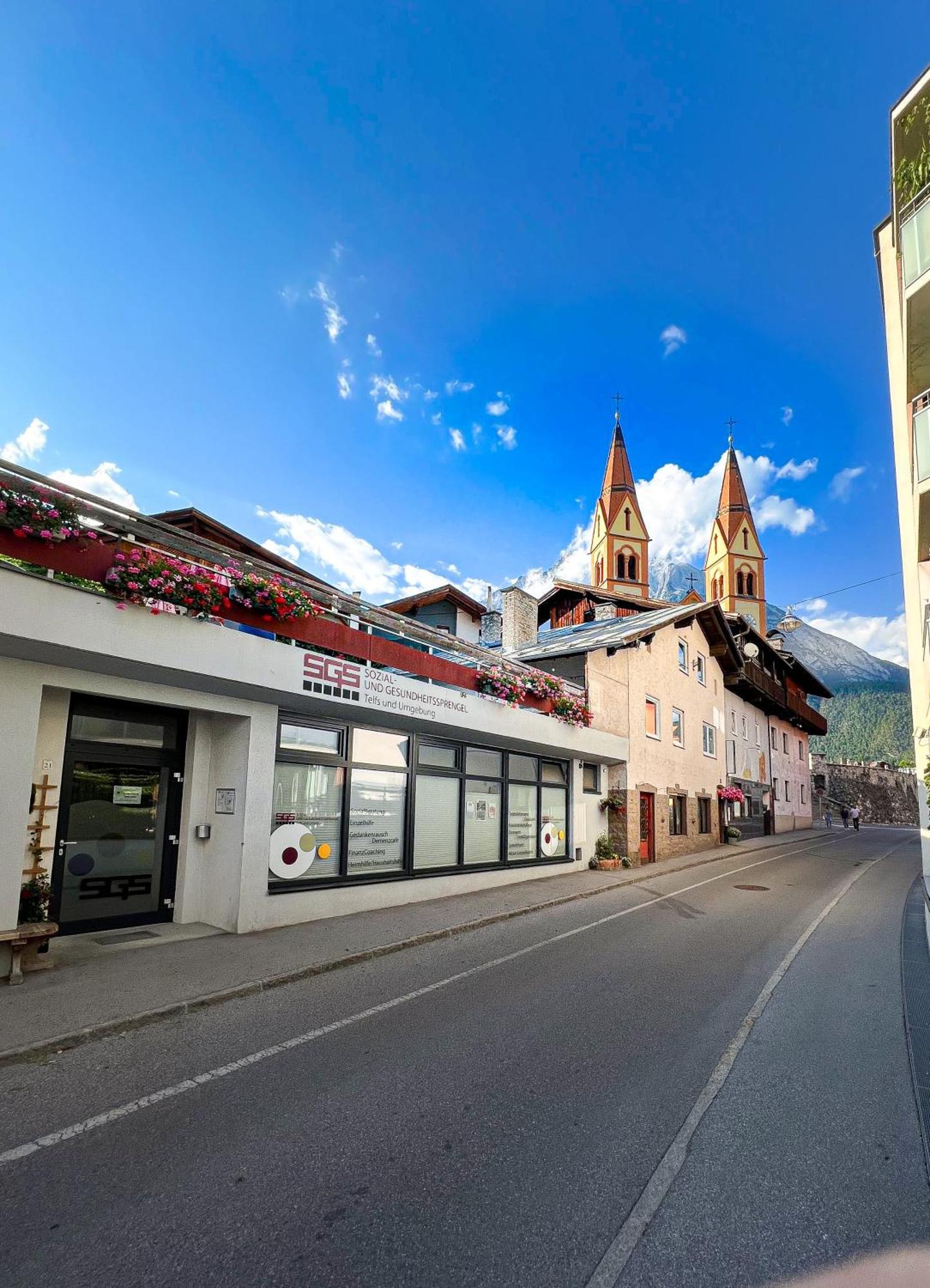 Mitten Im Zentrum Ferienwohnungen Mit Sonniger Terrasse Telfs Exteriör bild